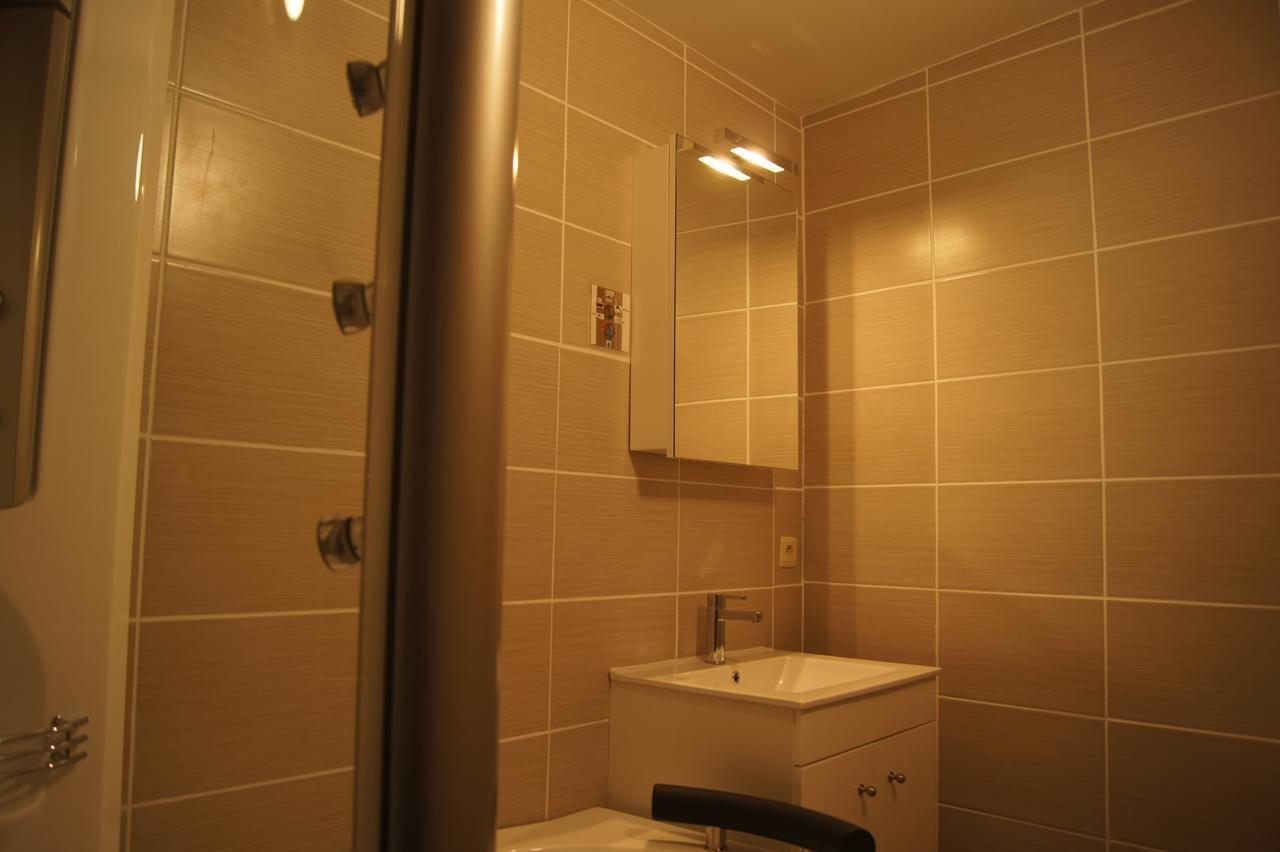 Hotel บูยง ภายนอก รูปภาพ