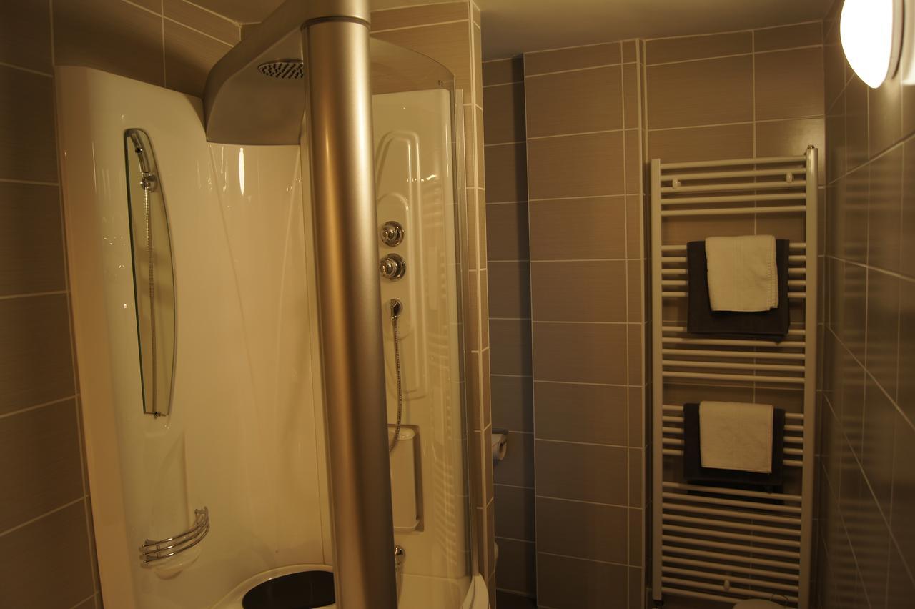 Hotel บูยง ภายนอก รูปภาพ