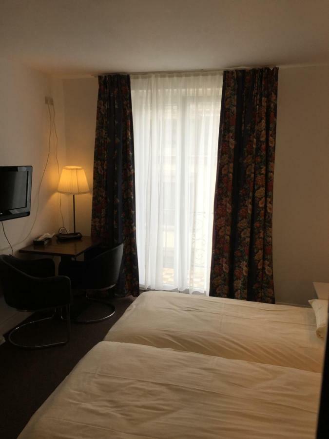 Hotel บูยง ภายนอก รูปภาพ